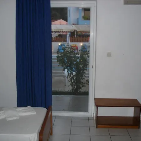 Christakis Aparthotel Sidárion